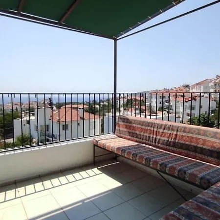 Full Deniz Manzarasina Sahip Cati Kati Dairesi Apartment